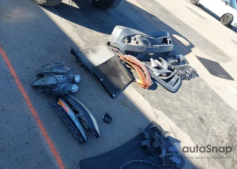 2015 Jeep Cherokee Trailhawk из США, поврежденный, VIN 1C4PJMBSXFW778247